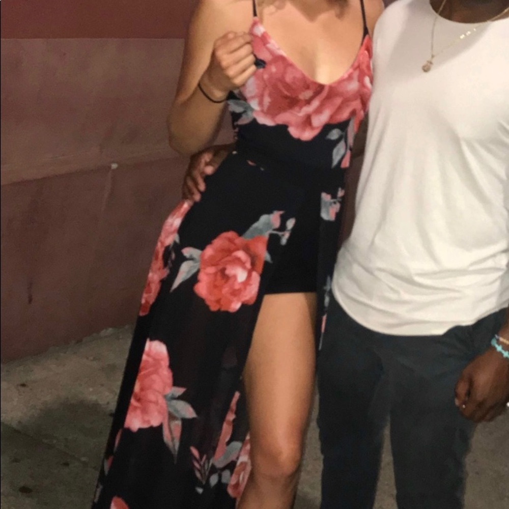 Romper - Picture 2 of 2